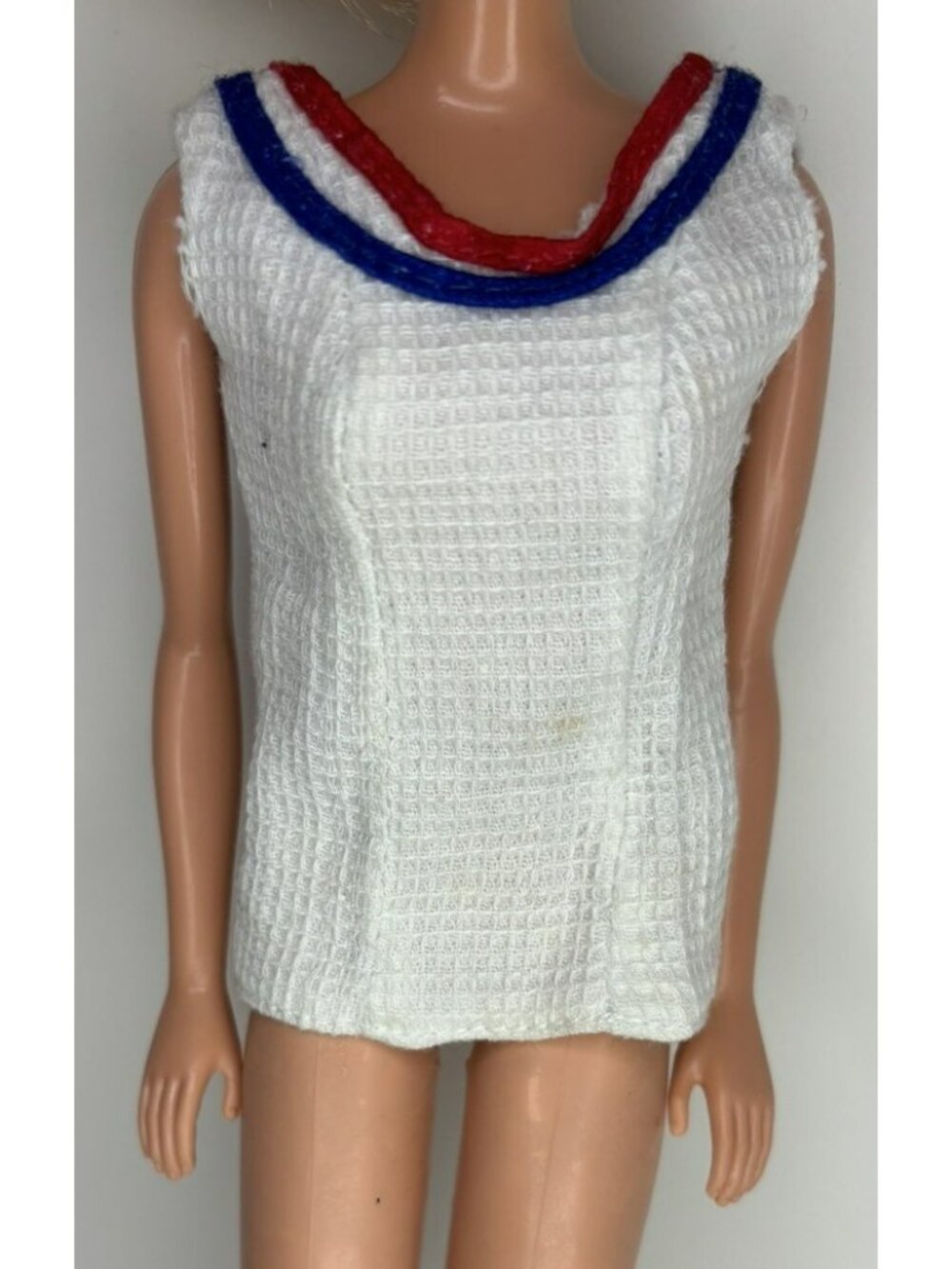 Vintage 1974 Barbie Doll Get Up N Go White Waffle Tennis Shirt Top Red Blue 7842 - Picture 1 of 3
